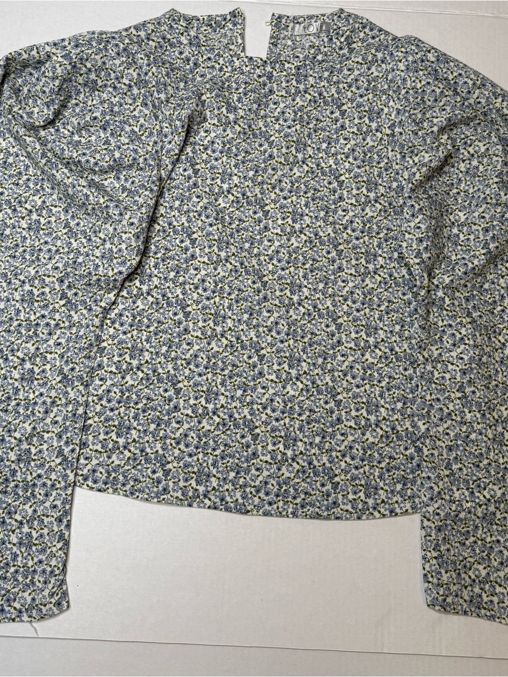 LOVELIP Women’s Petite S Woven Cotton Floral Button Blouse Long Sleeve
